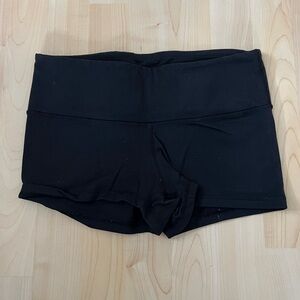 Lululemon boogie shorts
